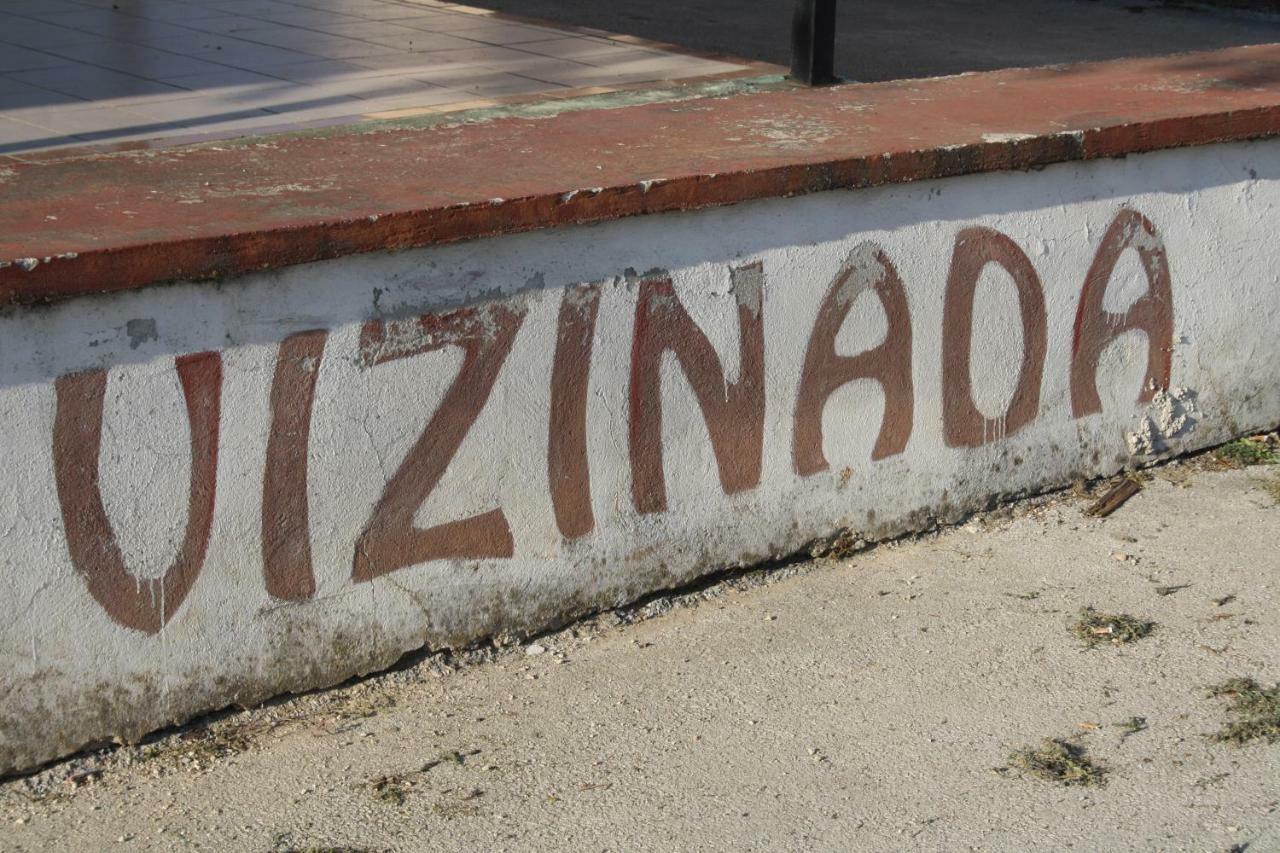 הוילה Vižinada Terra Mirna מראה חיצוני תמונה